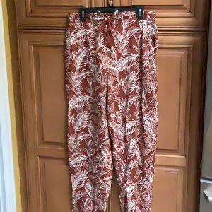 NWOT RUST/CREAM PLAZZO PANTS 👩